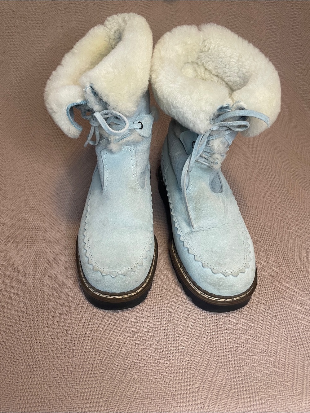 Women’s VTG Blondo Light Blue Suede Lace-Up Shearling Boot, Sz 6-6.5